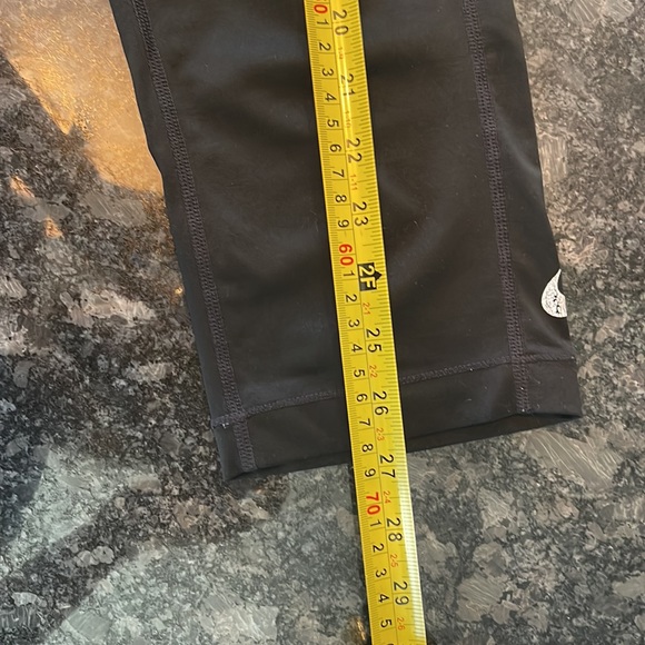 Nike Pro - DriFit Black Capri Legging - Picture 5 of 5